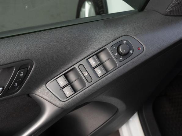 Volkswagen Tiguan I Рестайлинг с пробегом 2015 года, цена 1 400 000 рублей, 118050 км, внедорожник, Автокод Объявления
