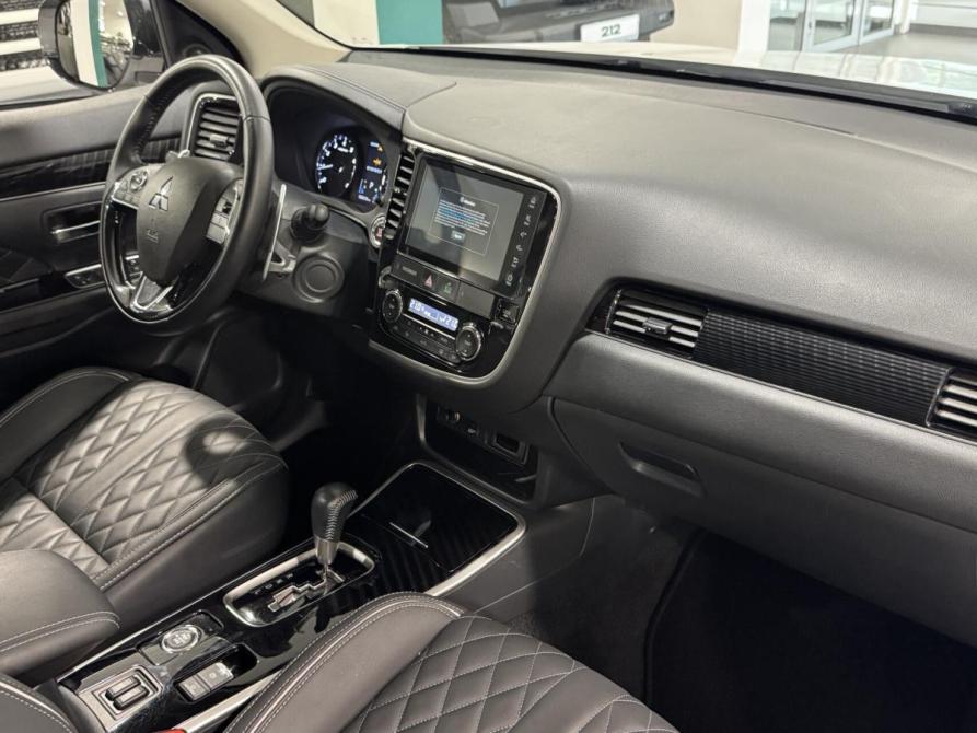Mitsubishi Outlander III Рестайлинг 3 Казань  - изображение 13