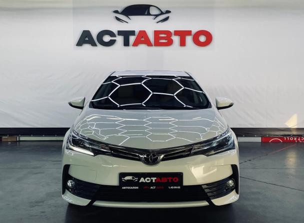 Toyota Corolla XI (E160 E170 E180) Рестайлинг 1 с пробегом 2017 года, цена 1 670 000 рублей, 89158 км, седан, Автокод Объявления