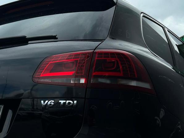 Volkswagen Touareg II Рестайлинг с пробегом 2017 года, цена 2 609 800 рублей, 183531 км, внедорожник, Автокод Объявления