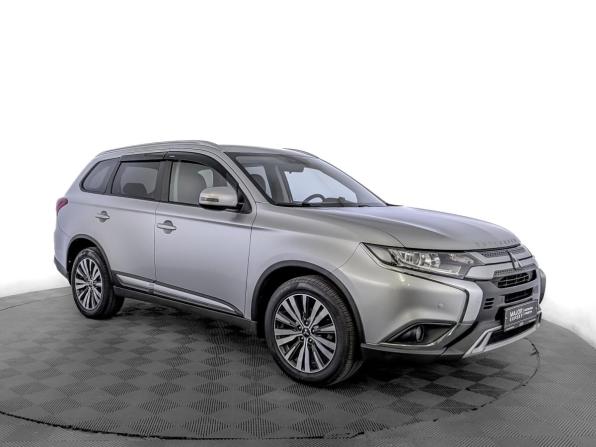 Mitsubishi Outlander III Рестайлинг 3 с пробегом 2020 года, цена 2 590 000 рублей, 97498 км, внедорожник, Автокод Объявления