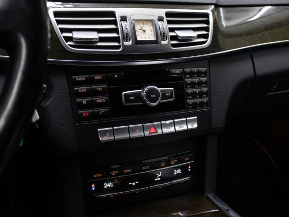 Mercedes-Benz E-Класс IV (W212 S212 C207) Рестайлинг с пробегом 2013 года, цена 1 890 000 рублей, 227753 км, седан, Автокод Объявления