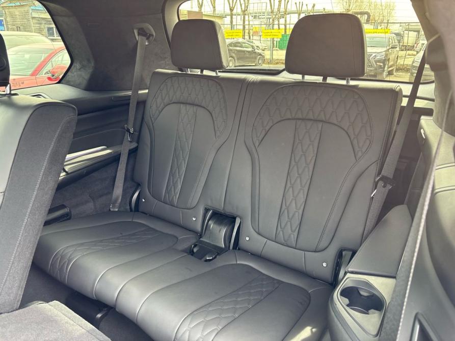 BMW X7 I (G07) Рестайлинг Пермь  - изображение 18