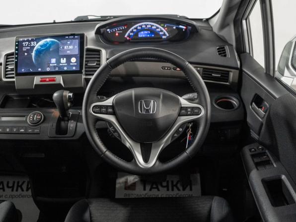 Honda Freed I Рестайлинг с пробегом 2011 года, цена 949 500 рублей, 145276 км, компактвэн, Автокод Объявления