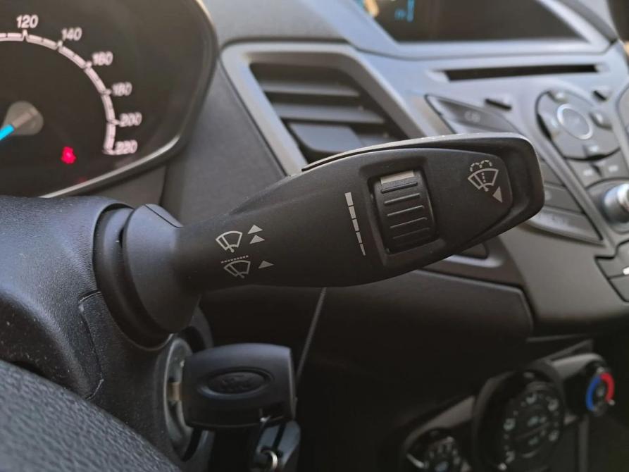 Ford Fiesta Mk6 Рестайлинг Санкт-Петербург  - изображение 11