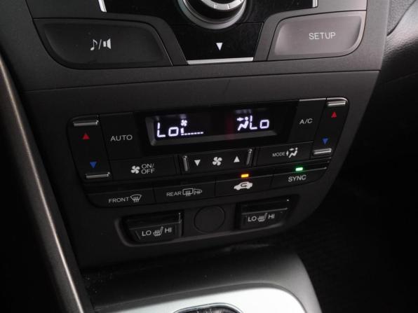 Honda Civic IX с пробегом 2012 года, цена 1 113 000 рублей, 237748 км, хэтчбек, Автокод Объявления