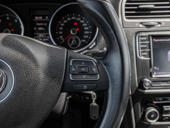 Volkswagen Golf VI с пробегом 2011 года, цена 829 000 рублей, 142020 км, хэтчбек, Автокод Объявления