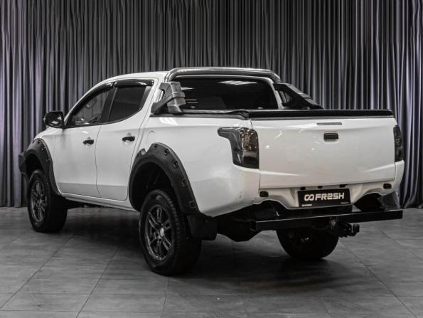 Mitsubishi L200 V с пробегом 2015 года, цена 1 749 000 рублей, 272623 км, offers.body_type.unknown, Автокод Объявления