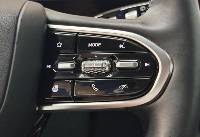 Omoda C5 I с пробегом 2024 года, цена 1 706 000 рублей, 30983 км, внедорожник, Автокод Объявления