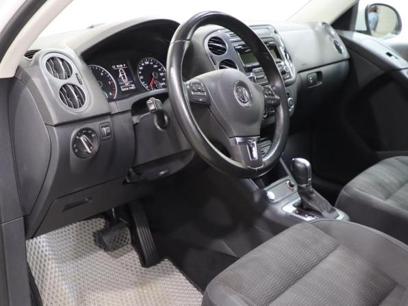 Volkswagen Tiguan I Рестайлинг с пробегом 2015 года, цена 1 570 000 рублей, 160000 км, внедорожник, Автокод Объявления