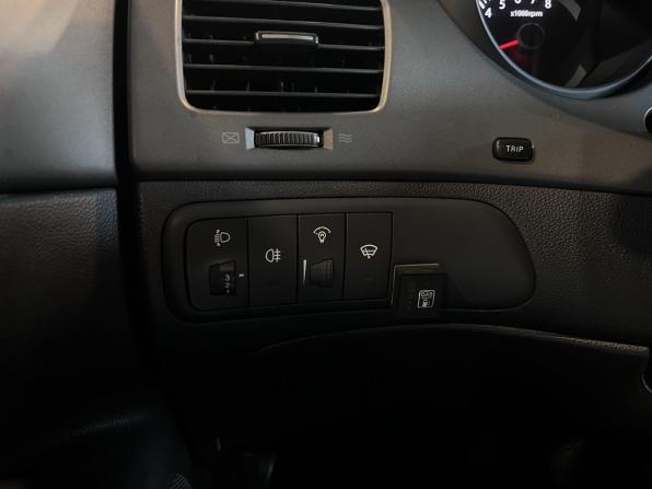 Kia Magentis II Рестайлинг с пробегом 2010 года, цена 570 000 рублей, 289908 км, седан, Автокод Объявления