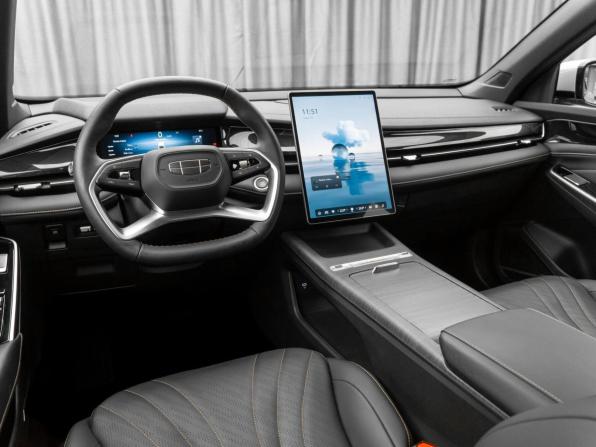 Geely Preface I с пробегом 2024 года, цена 2 720 000 рублей, 8291 км, седан, Автокод Объявления