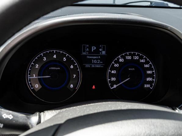 Hyundai Solaris I Рестайлинг с пробегом 2016 года, цена 930 000 рублей, 261460 км, седан, Автокод Объявления