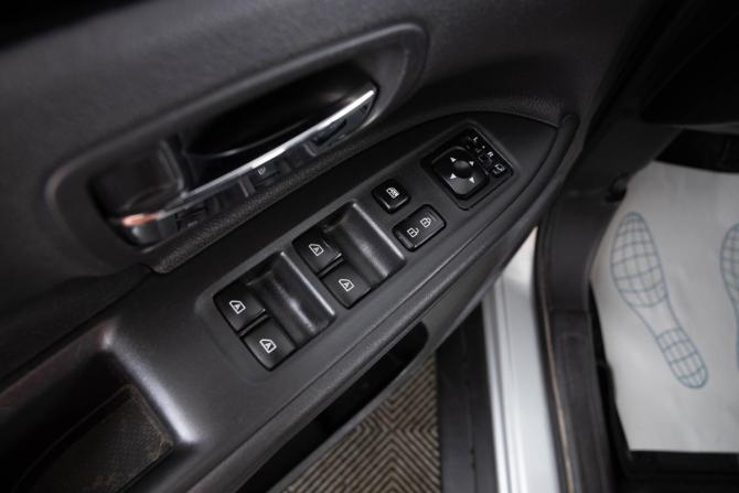 Mitsubishi Outlander III Рестайлинг 3 с пробегом 2022 года, цена 2 459 000 рублей, 98450 км, внедорожник, Автокод Объявления