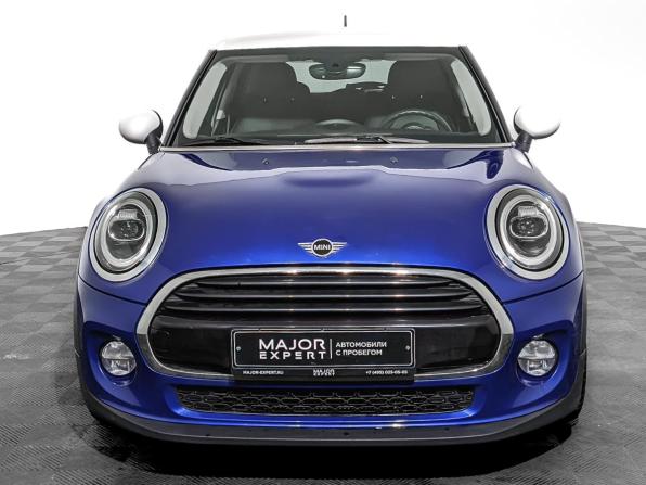 Mini Hatch III (F55/F56) Рестайлинг с пробегом 2019 года, цена 2 095 000 рублей, 43219 км, хэтчбек, Автокод Объявления