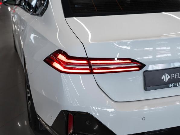 BMW 5 серии VIII (G60/G61/G68) с пробегом 2025 года, цена 6 750 000 рублей, 11427 км, седан, Автокод Объявления