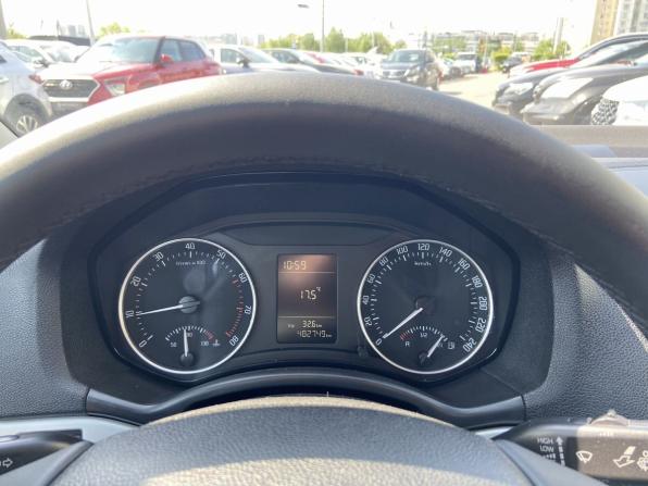 Skoda Octavia II (A5) Рестайлинг с пробегом 2010 года, цена 485 000 рублей, 482000 км, лифтбек, Автокод Объявления