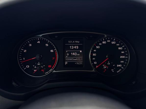 Audi A1 I (8X) с пробегом 2013 года, цена 949 000 рублей, 109964 км, хэтчбек, Автокод Объявления