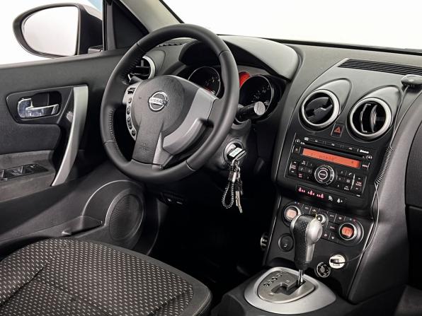 Nissan Qashqai I с пробегом 2008 года, цена 700 000 рублей, 263528 км, внедорожник, Автокод Объявления