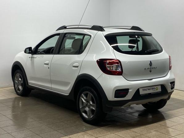 Renault Sandero II Рестайлинг с пробегом 2021 года, цена 1 129 000 рублей, 122000 км, хэтчбек, Автокод Объявления
