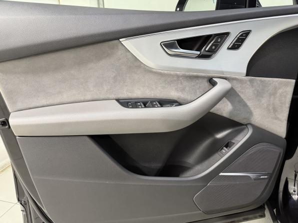 Audi Q7 II (4M) Рестайлинг с пробегом 2020 года, цена 6 999 800 рублей, 117436 км, внедорожник, Автокод Объявления