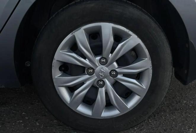 Hyundai Solaris II с пробегом 2018 года, цена 1 350 000 рублей, 153176 км, седан, Автокод Объявления