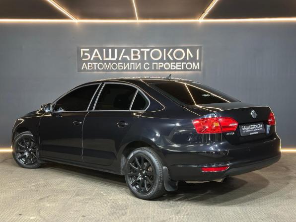Volkswagen Jetta VI с пробегом 2013 года, цена 880 000 рублей, 232161 км, седан, Автокод Объявления