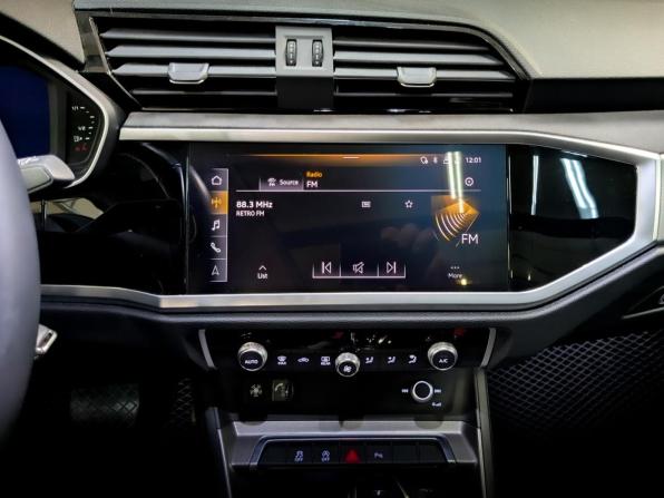Audi Q3 II (F3) с пробегом 2023 года, цена 3 995 000 рублей, 20944 км, внедорожник, Автокод Объявления