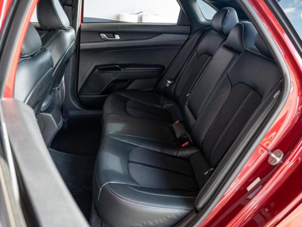 Kia K5 III с пробегом 2021 года, цена 2 330 000 рублей, 98992 км, седан, Автокод Объявления