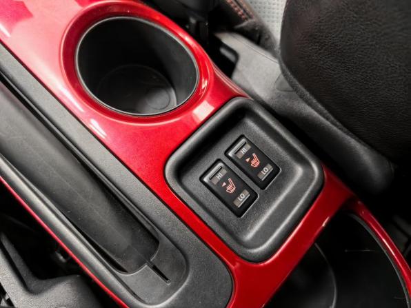 Nissan Juke I с пробегом 2012 года, цена 1 260 000 рублей, 152408 км, внедорожник, Автокод Объявления
