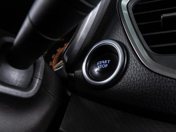 Lada (ВАЗ) Vesta I Рестайлинг (NG) с пробегом 2024 года, цена 1 365 000 рублей, 32411 км, седан, Автокод Объявления