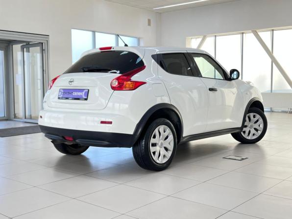 Nissan Juke I с пробегом 2014 года, цена 910 000 рублей, 211450 км, внедорожник, Автокод Объявления