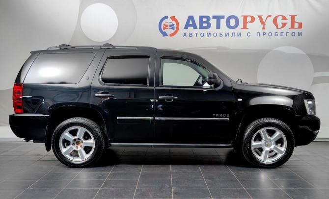 Chevrolet Tahoe III с пробегом 2012 года, цена 1 333 000 рублей, 461278 км, внедорожник, Автокод Объявления