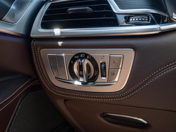 BMW 7 серии VI (G11/G12) с пробегом 2016 года, цена 3 440 000 рублей, 124694 км, седан, Автокод Объявления