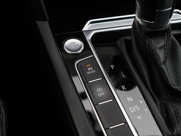 Volkswagen Passat B8 с пробегом 2019 года, цена 2 190 000 рублей, 175961 км, седан, Автокод Объявления