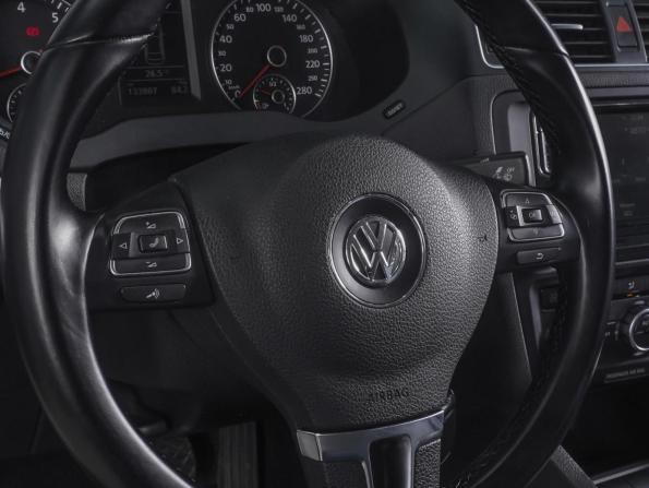 Volkswagen Jetta VI с пробегом 2013 года, цена 1 270 000 рублей, 133807 км, седан, Автокод Объявления