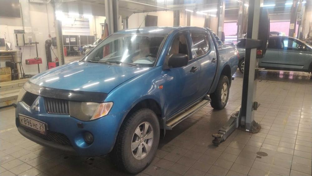 Mitsubishi L200 IV Санкт-Петербург  - изображение 1