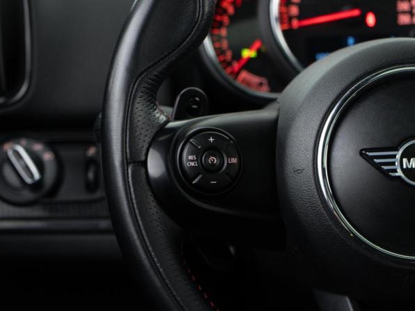 Mini Countryman II с пробегом 2018 года, цена 3 259 999 рублей, 95518 км, внедорожник, Автокод Объявления