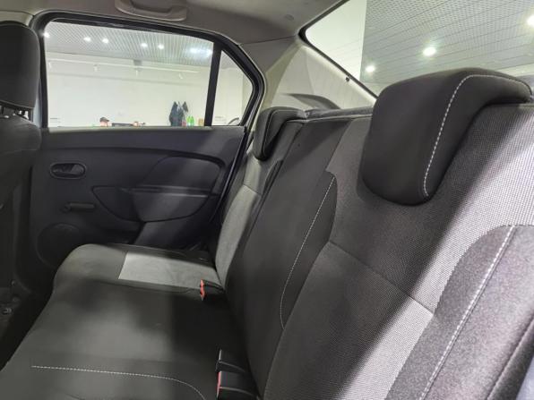 Renault Logan II Рестайлинг с пробегом 2021 года, цена 1 243 000 рублей, 76298 км, седан, Автокод Объявления
