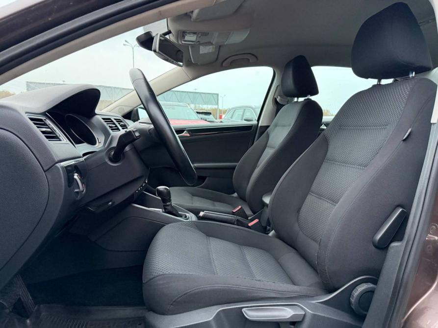 Volkswagen Jetta VI Рестайлинг Санкт-Петербург  - изображение 16