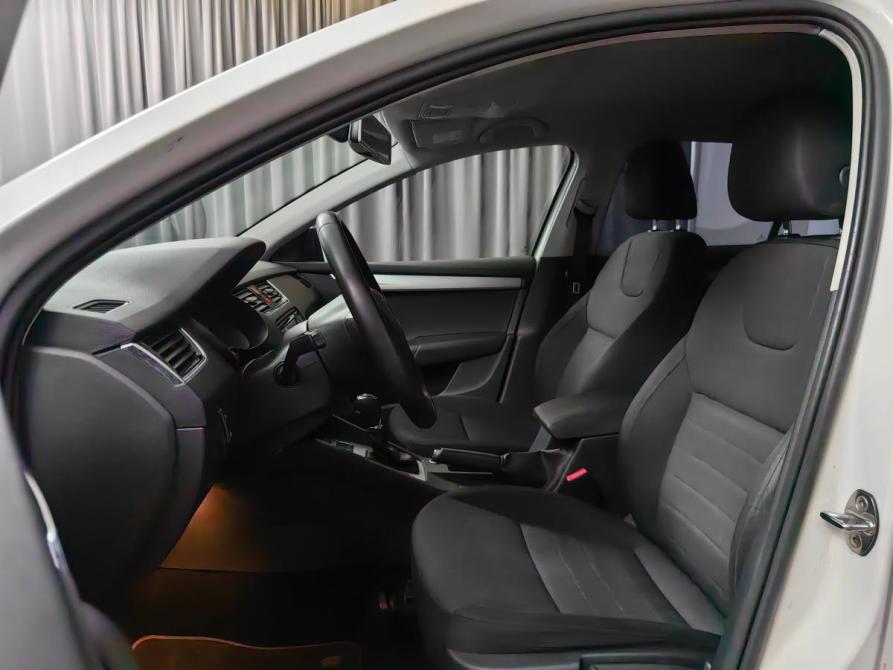 Skoda Octavia III (A7) Москва  - изображение 9