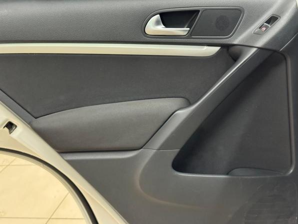 Volkswagen Tiguan I Рестайлинг с пробегом 2013 года, цена 1 490 000 рублей, 158025 км, внедорожник, Автокод Объявления