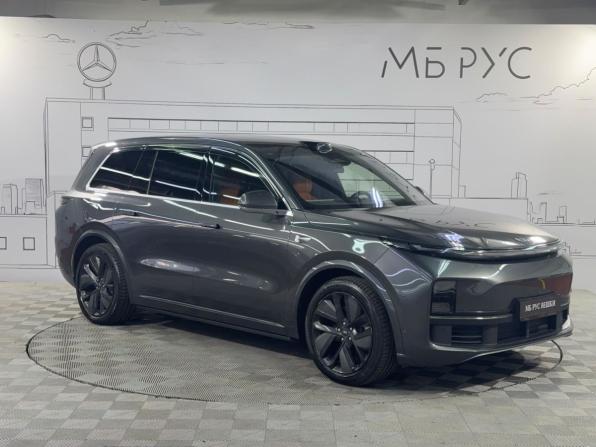 Li Auto (Lixiang) L9 I с пробегом 2023 года, цена 6 249 000 рублей, 62516 км, внедорожник, Автокод Объявления