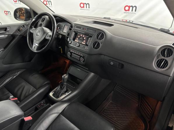 Volkswagen Tiguan I Рестайлинг с пробегом 2011 года, цена 1 099 000 рублей, 222000 км, внедорожник, Автокод Объявления