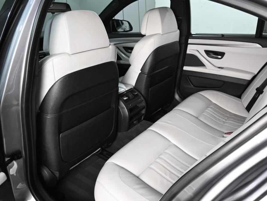 BMW 5 серии VI (F10/F11/F07) Рестайлинг Ростов-на-Дону  - изображение 11