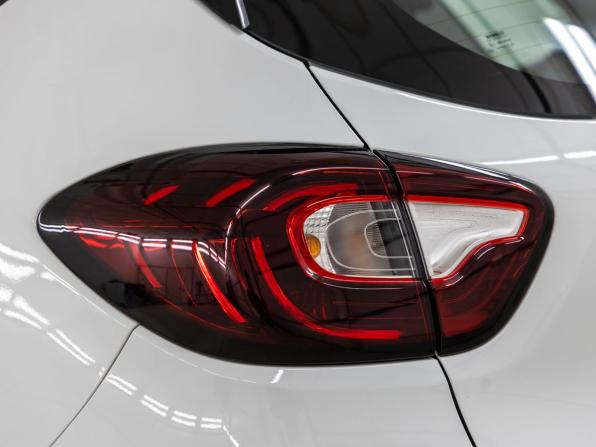 Renault Kaptur I Рестайлинг с пробегом 2021 года, цена 1 298 000 рублей, 35200 км, внедорожник, Автокод Объявления