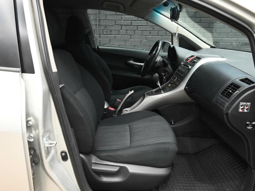 Toyota Auris I Екатеринбург  - изображение 10