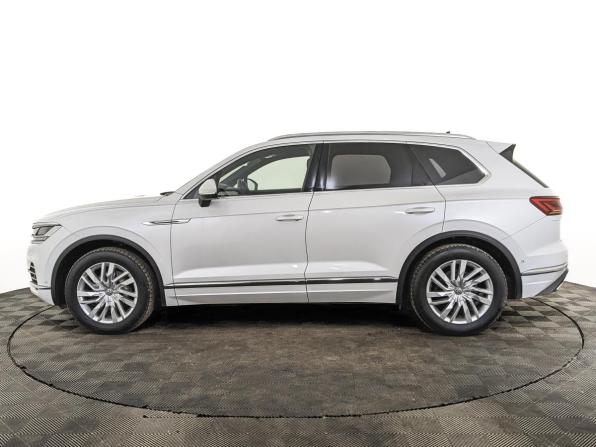 Volkswagen Touareg III с пробегом 2019 года, цена 4 660 000 рублей, 116724 км, внедорожник, Автокод Объявления