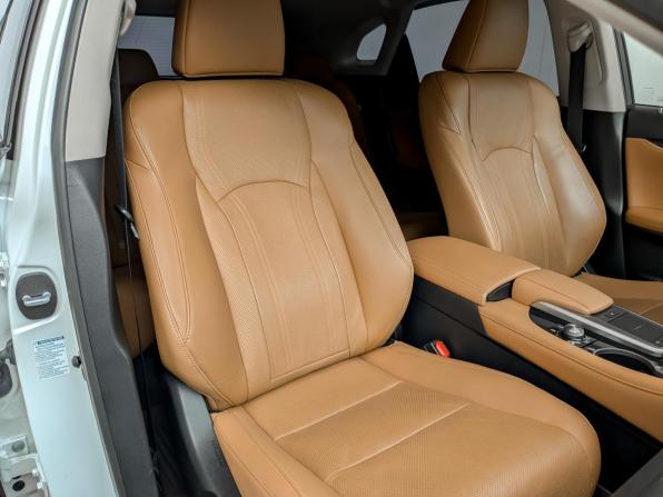Lexus RX IV Рестайлинг с пробегом 2020 года, цена 5 750 000 рублей, 27441 км, внедорожник, Автокод Объявления