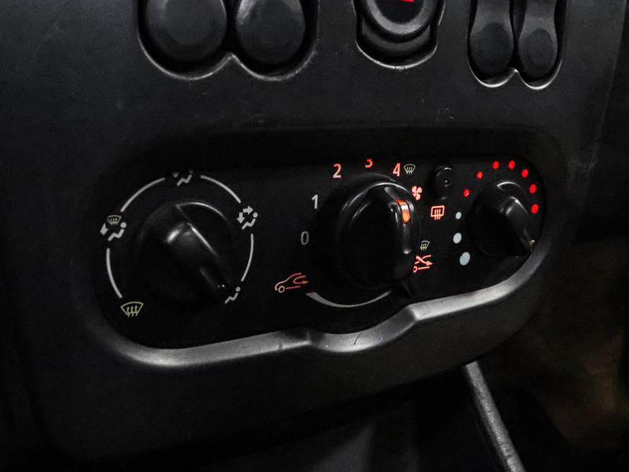 Renault Logan I Рестайлинг Минеральные Воды  - изображение 14